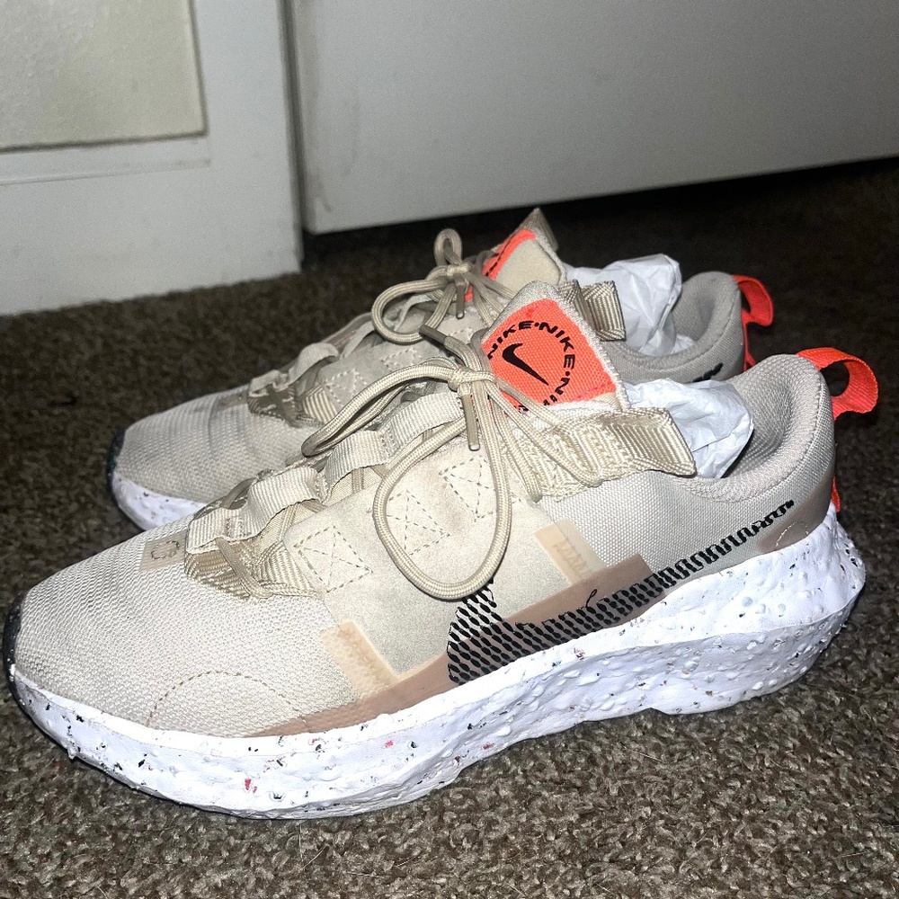 women Size 8 - Nike Crater Impact Cream Orange 2021 great condition